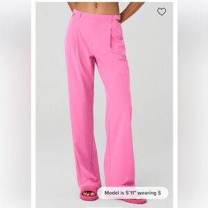 Alo Yoga Mid Rise Showdown Trouser